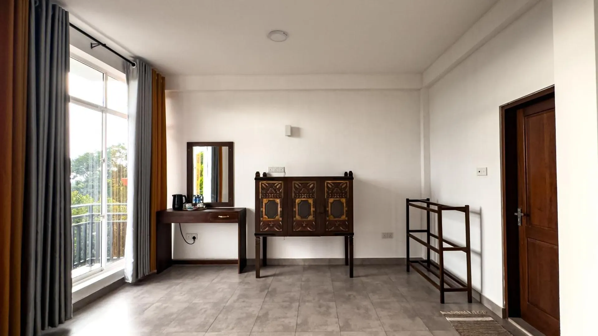 Hotel Red Chillies Tourist Inn Kandy