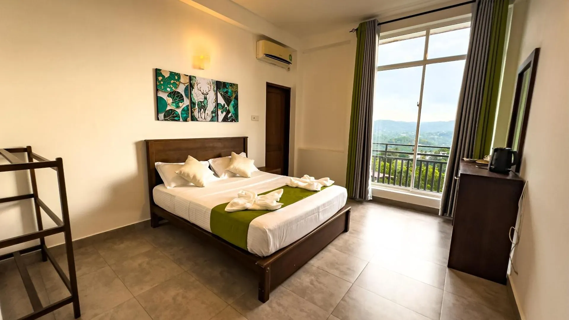 Hotel Red Chillies Tourist Inn Kandy
